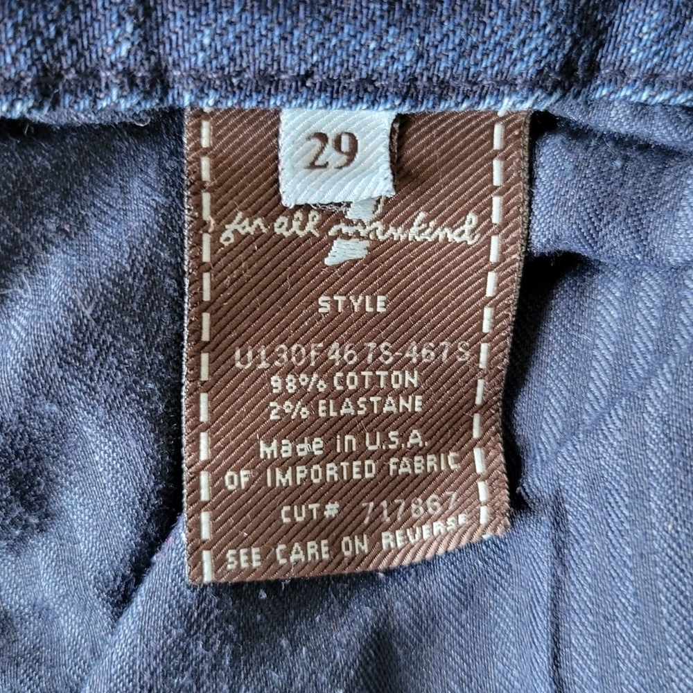 7 FOR ALL MANKIND // A pocket distressed mid-rise boot-cut stretch denim jeans - Picture 8 of 12